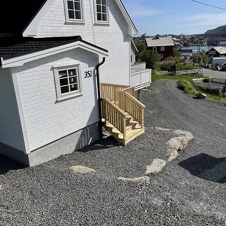 Villa Koselig Nyrestaurert Hus Med Flott Utsikt! Reine Exterior foto